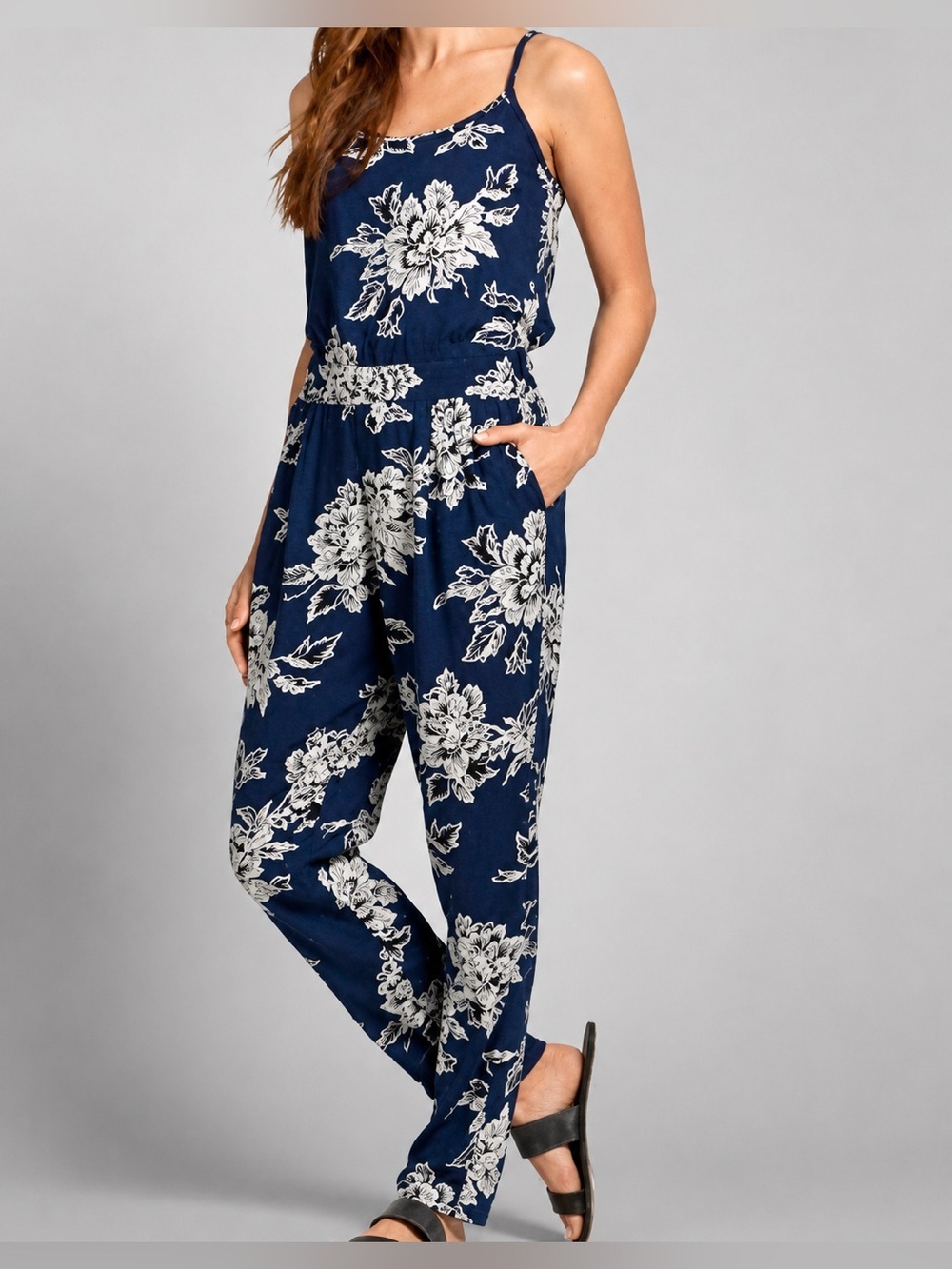 Abercrombie & Fitch NWT navy floral jumpsuit, medium
